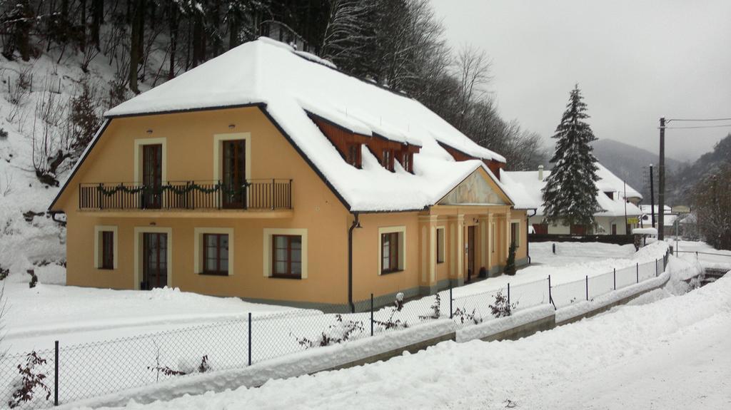 Apartmány Weissov Dom Banská Štiavnica Exterior foto